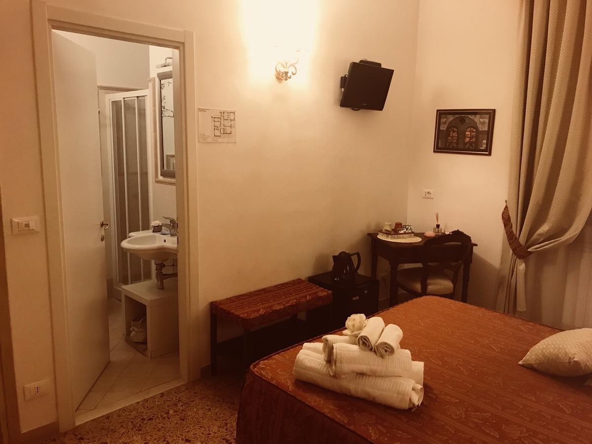 Lady Rose Bed & Breakfast Пиза Экстерьер фото