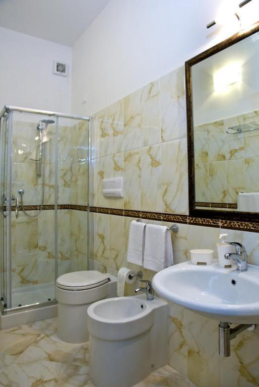 Lady Rose Bed & Breakfast Пиза Номер фото